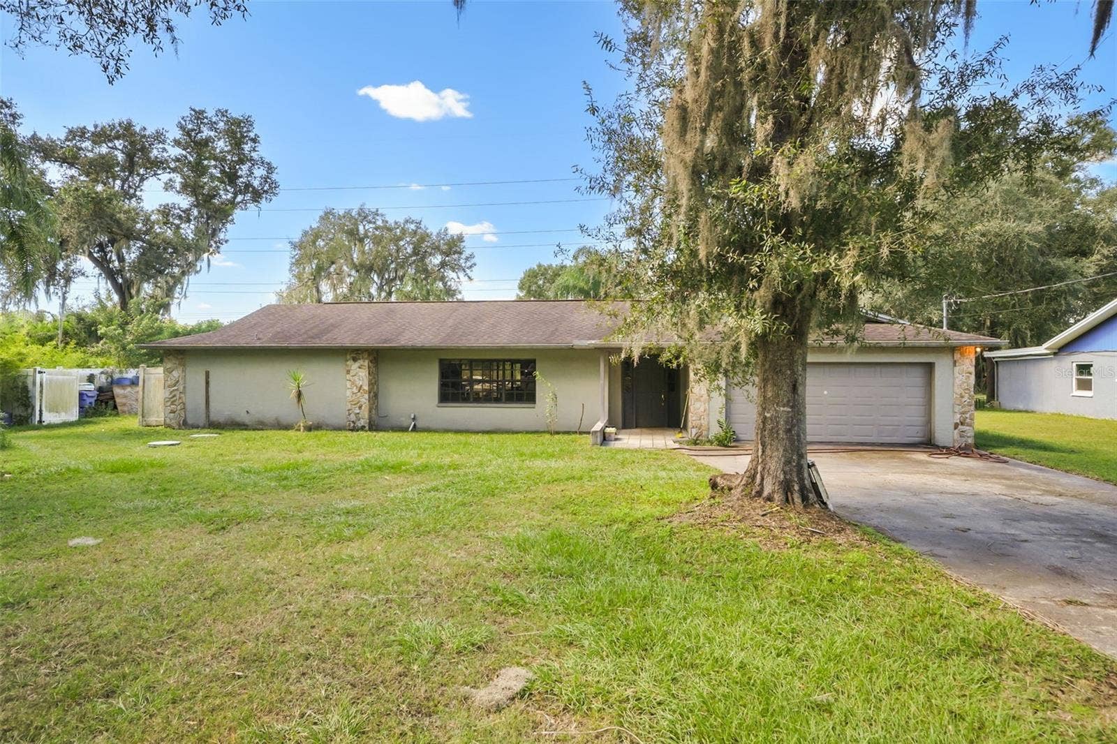 6912 SENOJ DRIVE, Tampa, FL 33610