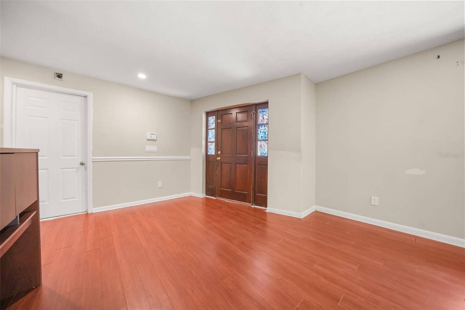 6912 SENOJ DRIVE, Tampa, FL 33610