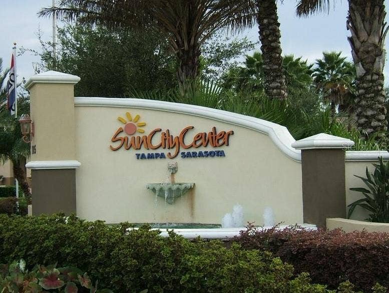 1594 COUNCIL DRIVE, Sun City Center, FL 33573