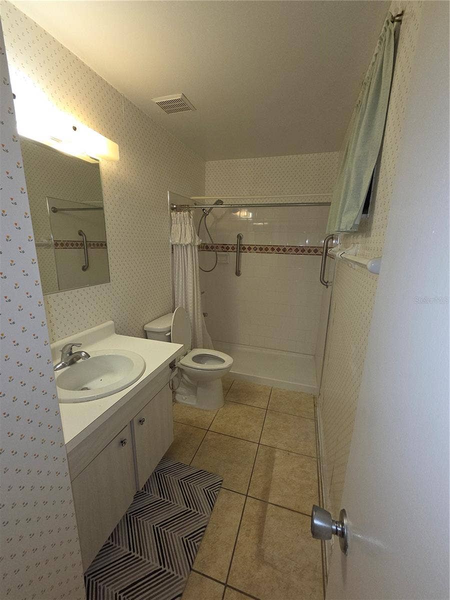 full bath