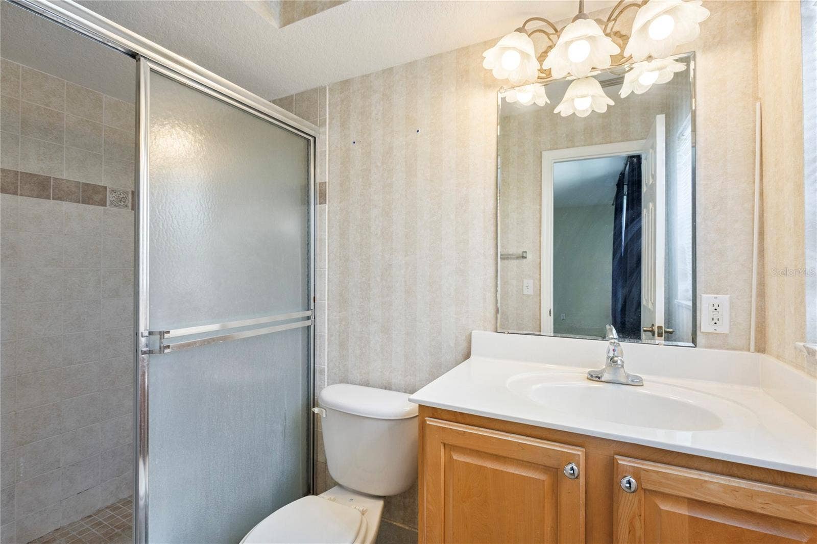 6150 GULFPORT BOULEVARD S, #202, Gulfport, FL 33707