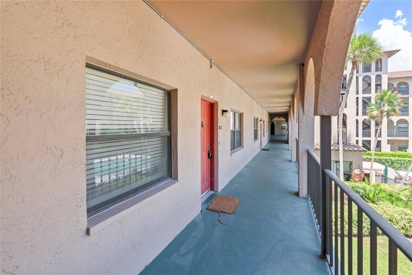 6150 GULFPORT BOULEVARD S, #202, Gulfport, FL 33707