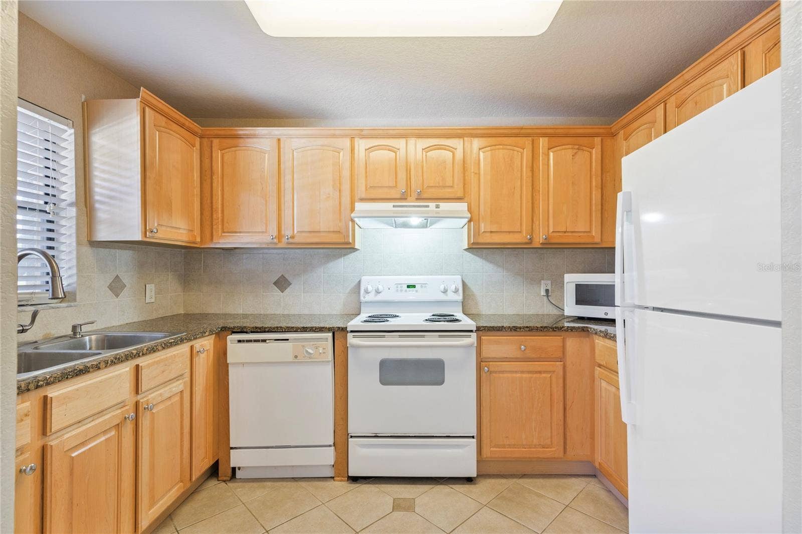 6150 GULFPORT BOULEVARD S, #202, Gulfport, FL 33707