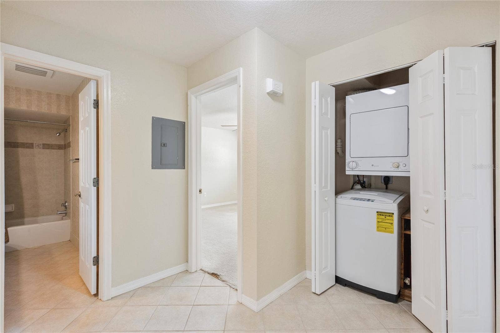 6150 GULFPORT BOULEVARD S, #202, Gulfport, FL 33707