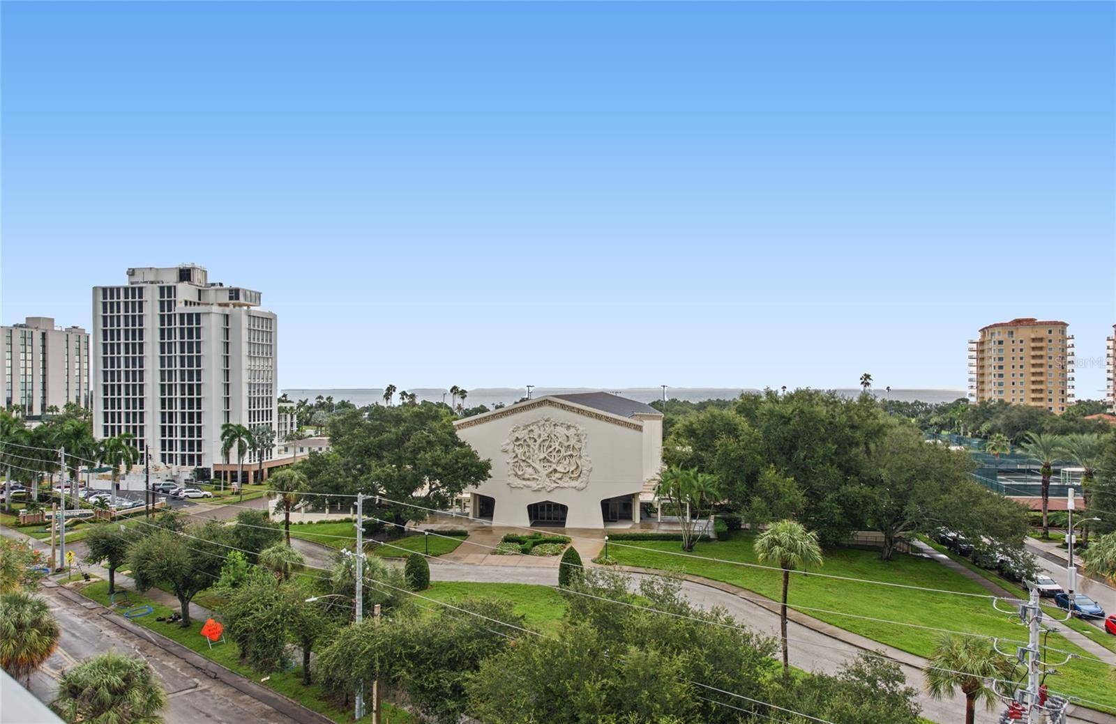 700 BEACH DRIVE NE, #701, St Petersburg, FL 33701 700 BEACH DRIVE NE, #701, St Petersburg, FL 33701