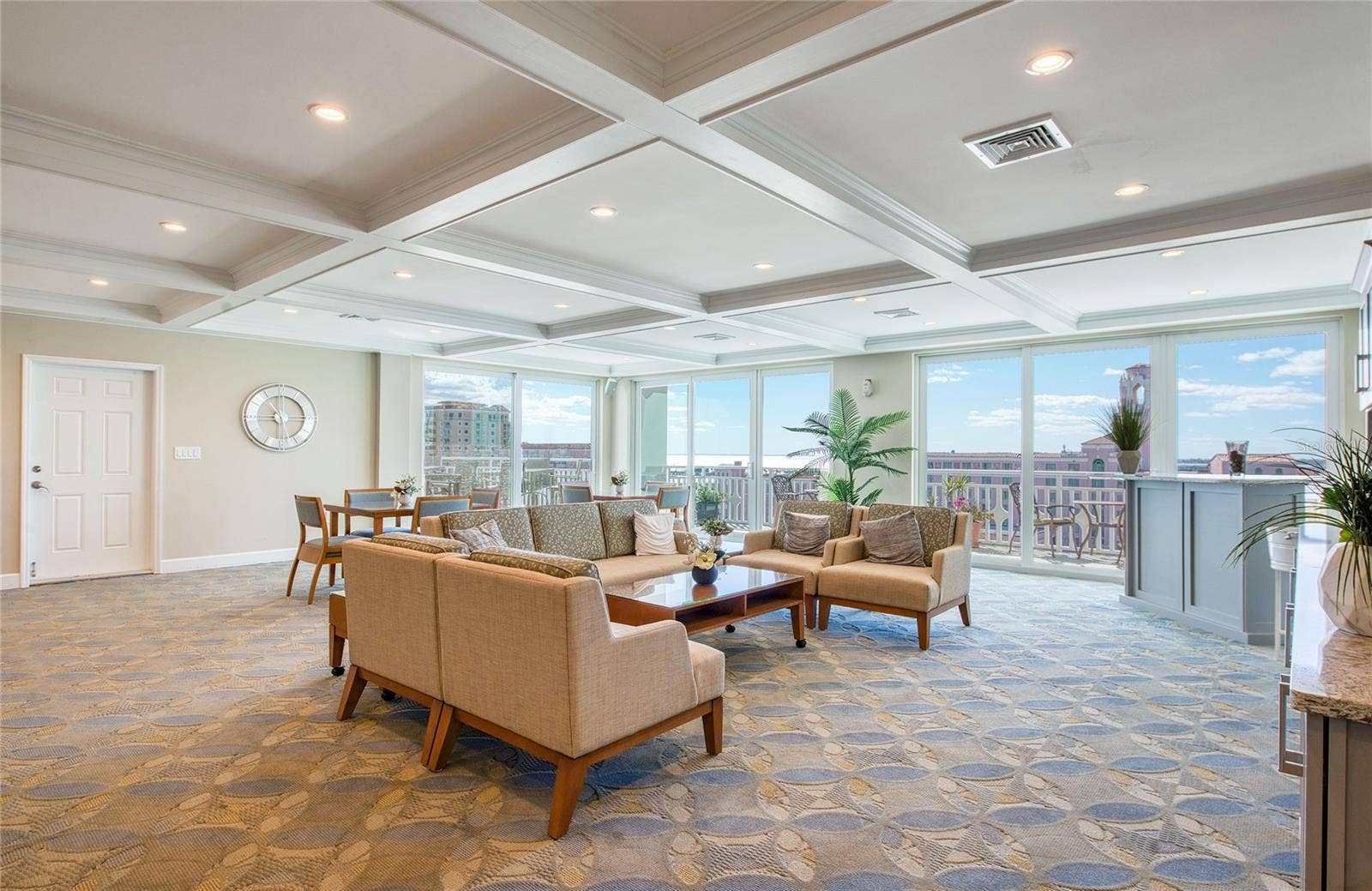 700 BEACH DRIVE NE, #701, St Petersburg, FL 33701 700 BEACH DRIVE NE, #701, St Petersburg, FL 33701