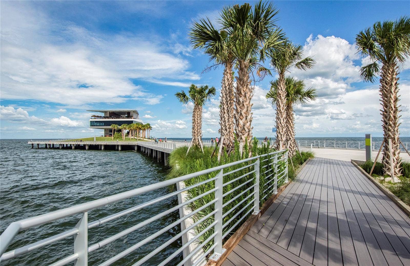 700 BEACH DRIVE NE, #701, St Petersburg, FL 33701 700 BEACH DRIVE NE, #701, St Petersburg, FL 33701