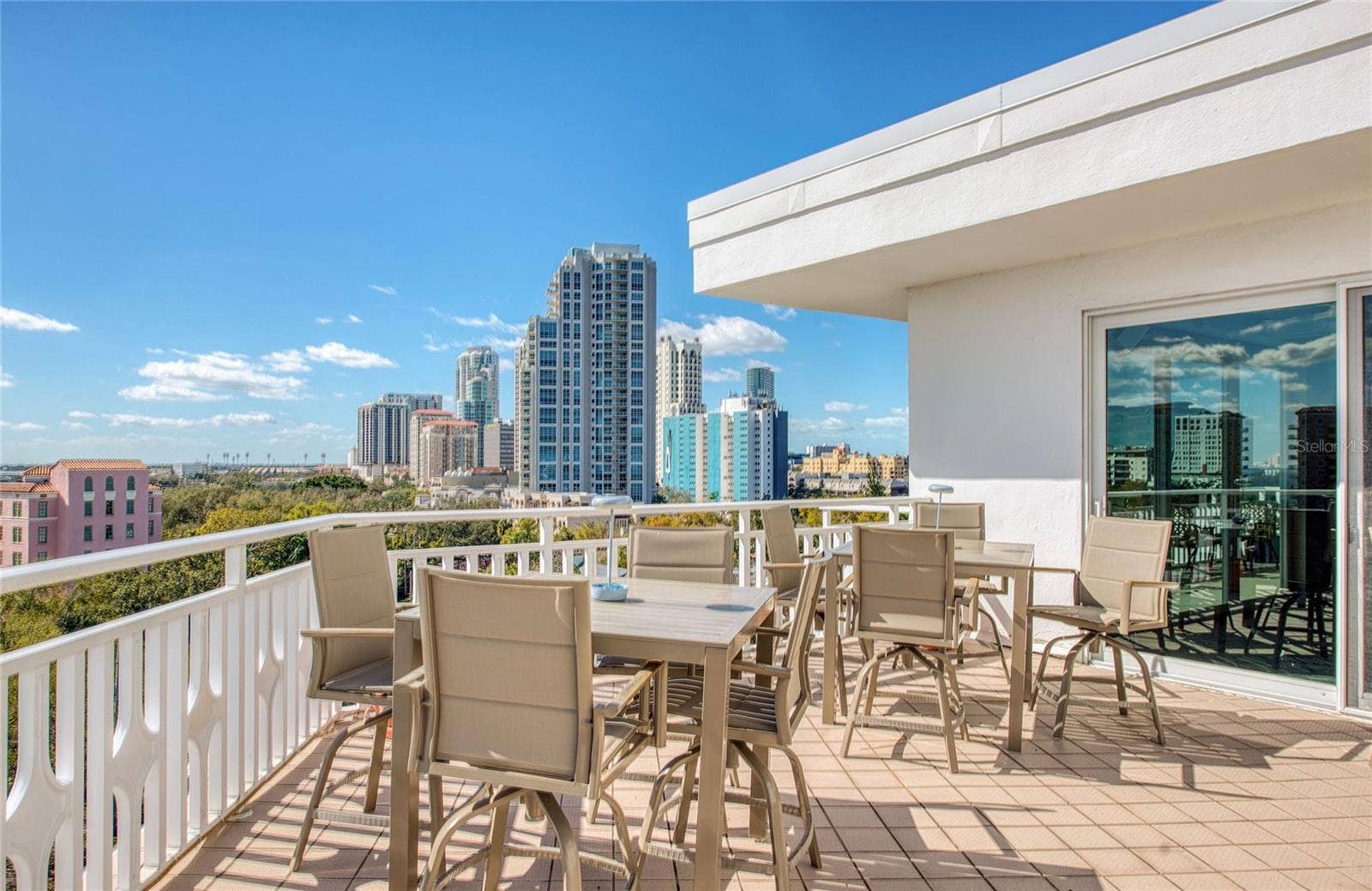 700 BEACH DRIVE NE, #701, St Petersburg, FL 33701 700 BEACH DRIVE NE, #701, St Petersburg, FL 33701