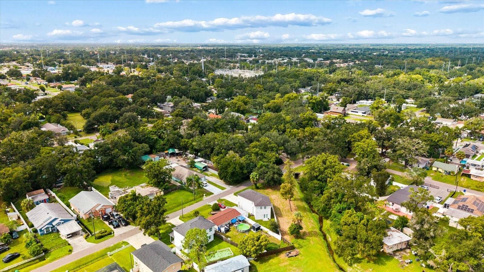 7911 N PACKWOOD AVENUE, Tampa, FL 33604 7911 N PACKWOOD AVENUE, Tampa, FL 33604