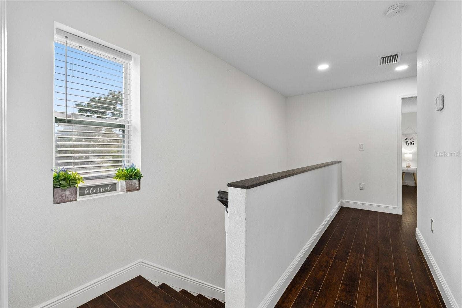 7911 N PACKWOOD AVENUE, Tampa, FL 33604 7911 N PACKWOOD AVENUE, Tampa, FL 33604