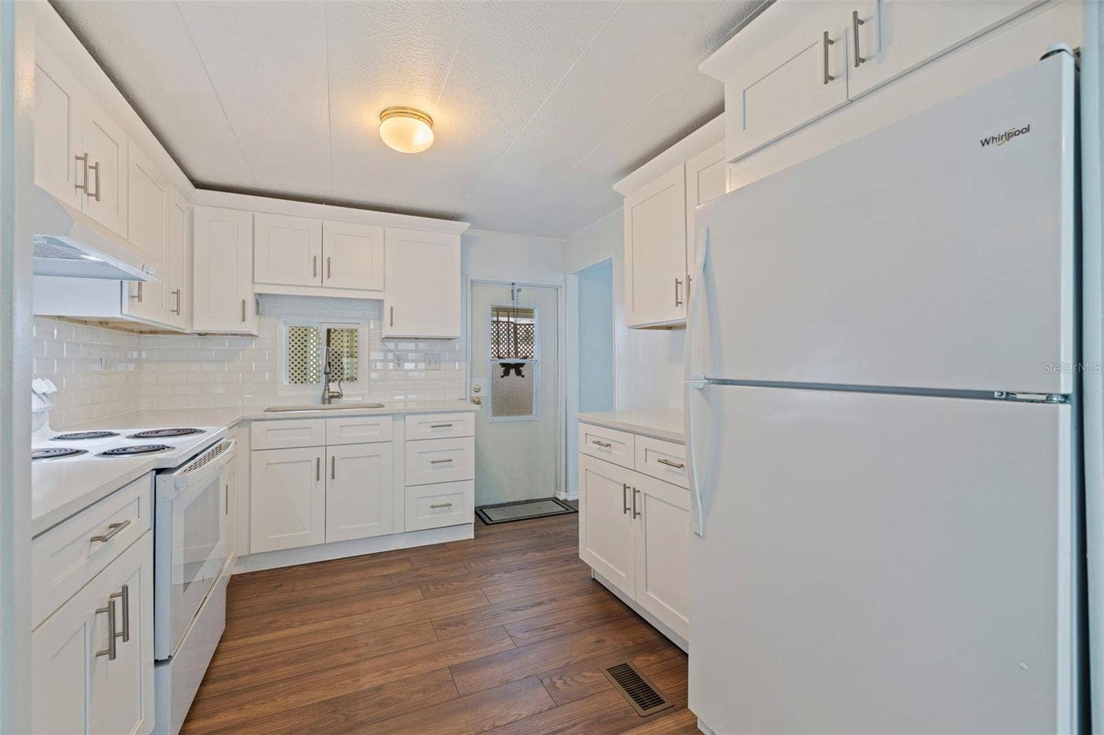 678 MOUNT MADISON AVENUE NE, #661, St Petersburg, FL 33702 678 MOUNT MADISON AVENUE NE, #661, St Petersburg, FL 33702