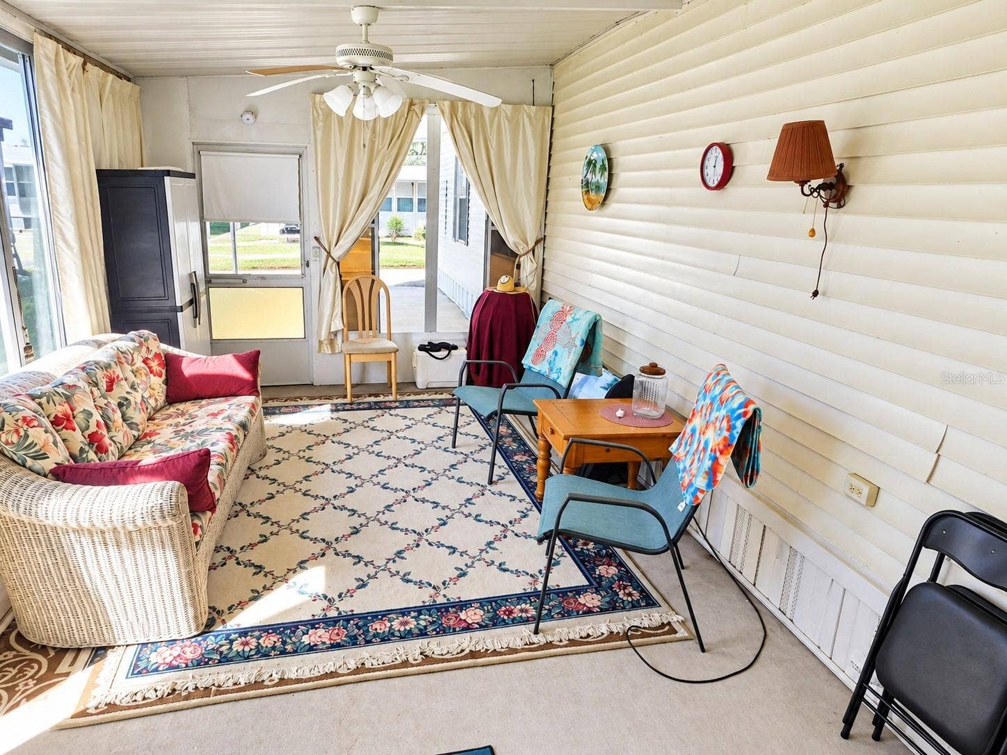 Florida room.