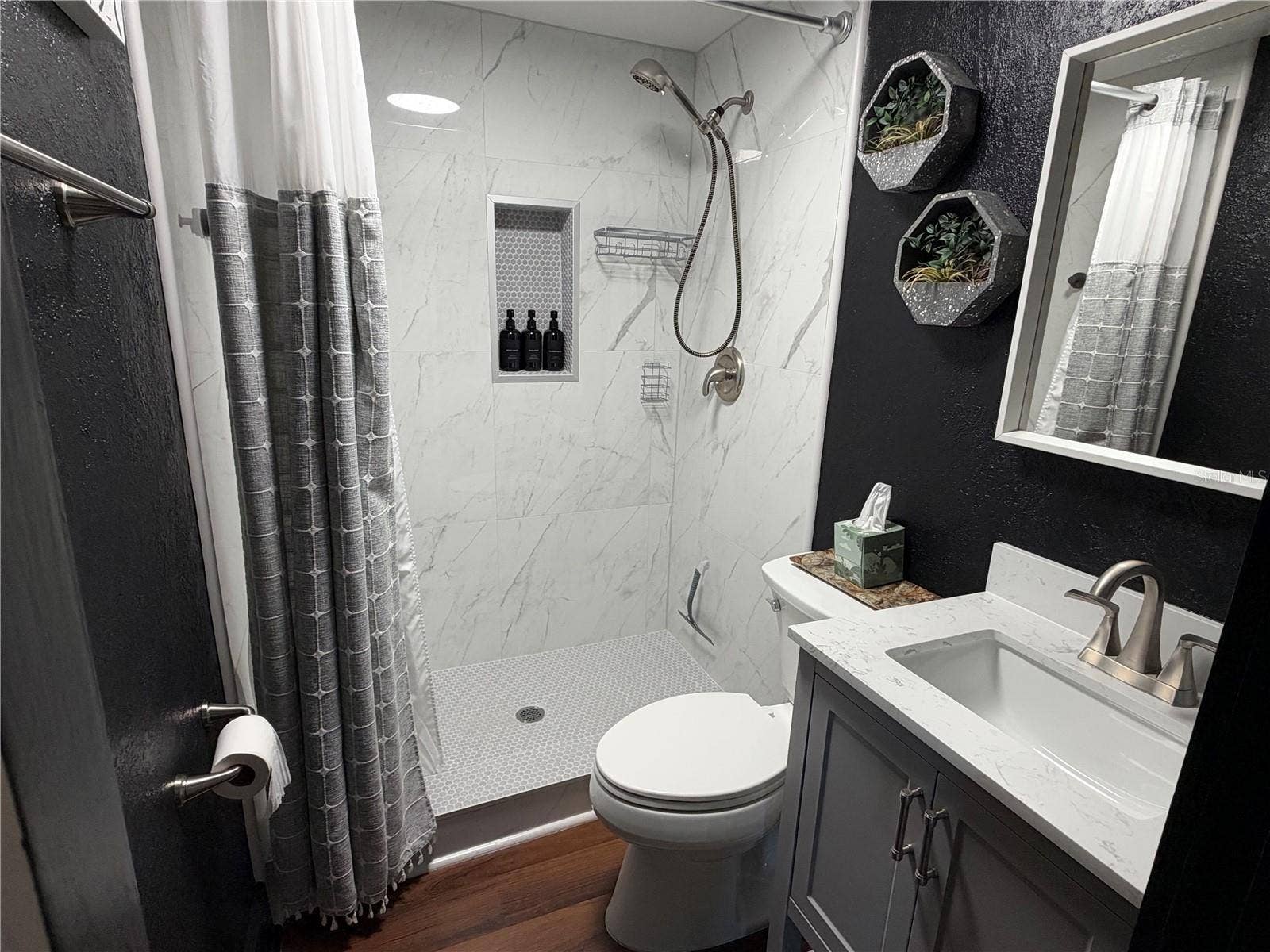 10822 PALMETTO STREET, Riverview, FL 33569 Main Bathroom