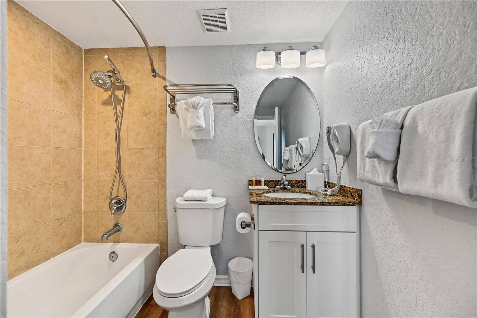 12000 GULF BOULEVARD, #513S, Treasure Island, FL 33706 12000 GULF BOULEVARD, #513S, Treasure Island, FL 33706