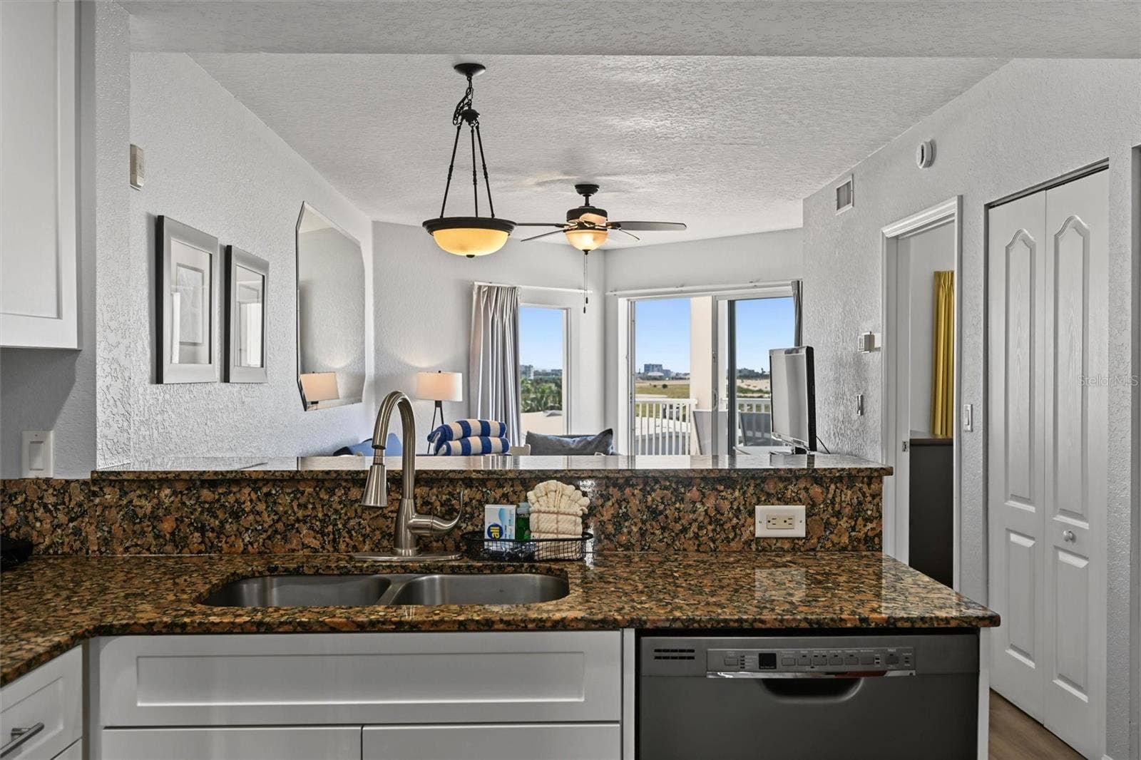 12000 GULF BOULEVARD, #513S, Treasure Island, FL 33706 12000 GULF BOULEVARD, #513S, Treasure Island, FL 33706