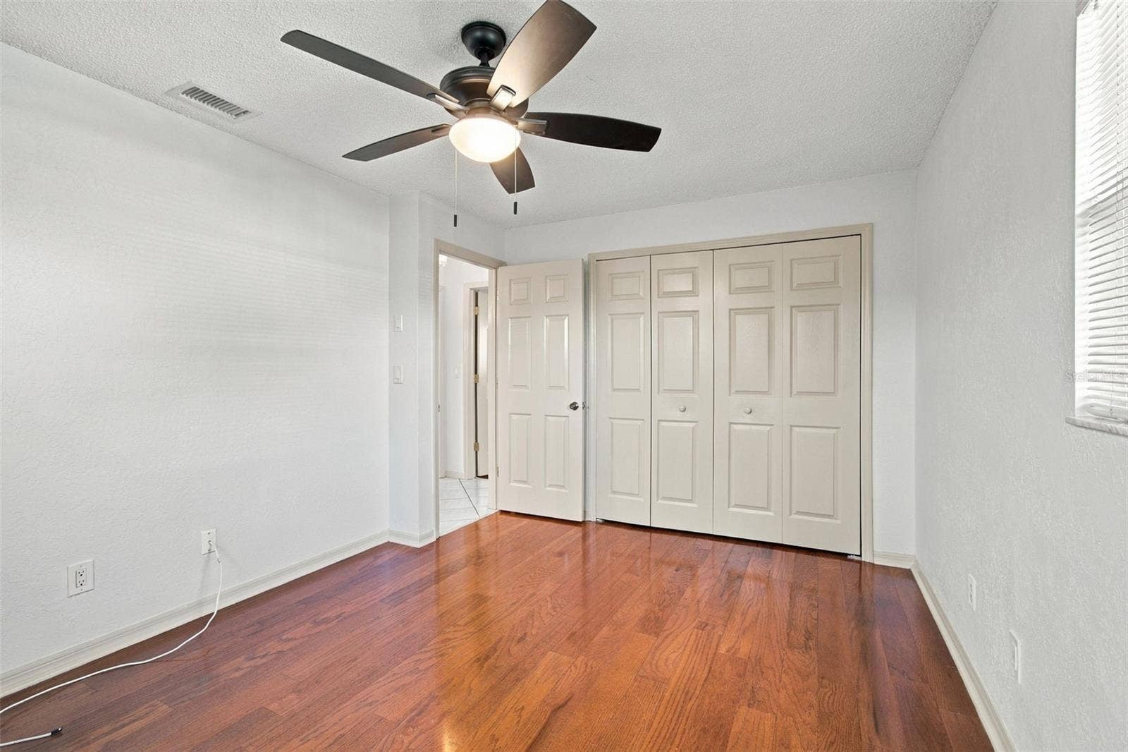10843 HARBORSIDE DRIVE, Largo, FL 33773 10843 HARBORSIDE DRIVE, Largo, FL 33773