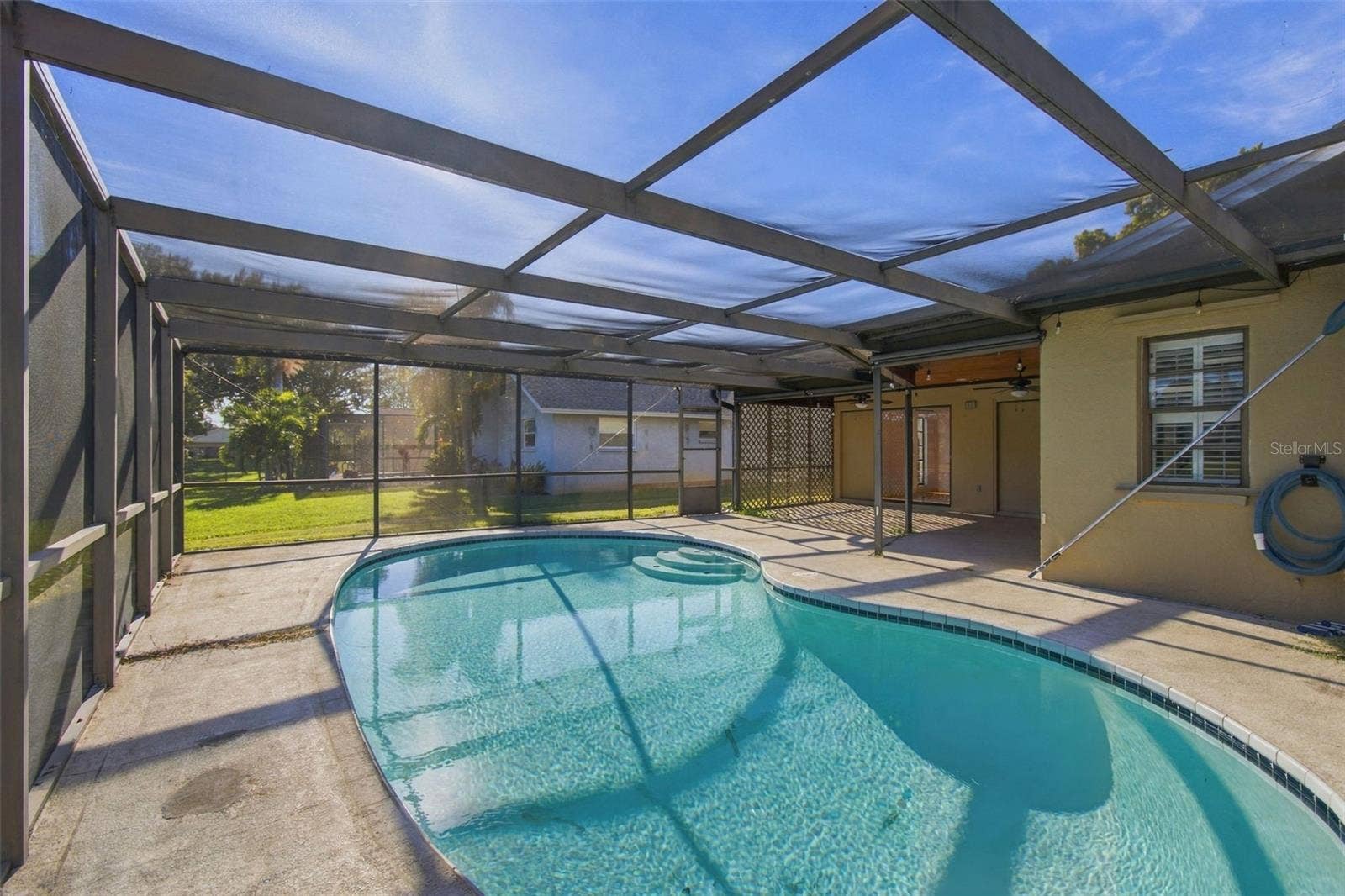 10843 HARBORSIDE DRIVE, Largo, FL 33773 10843 HARBORSIDE DRIVE, Largo, FL 33773