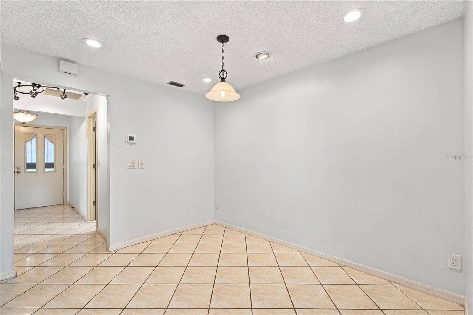 10843 HARBORSIDE DRIVE, Largo, FL 33773 10843 HARBORSIDE DRIVE, Largo, FL 33773