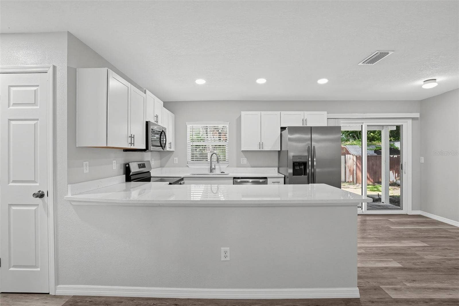 2820 21ST STREET W, Bradenton, FL 34205