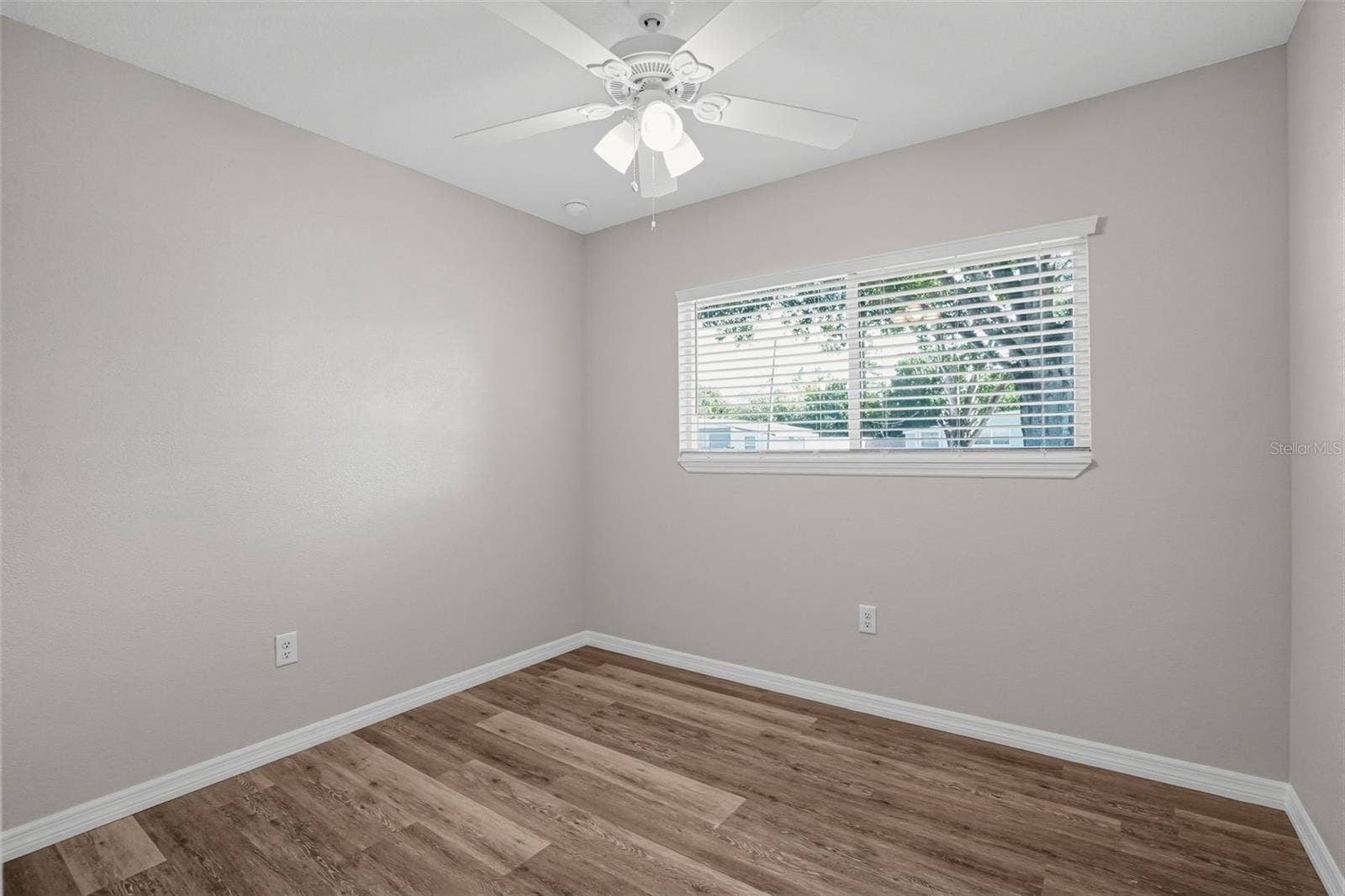 2820 21ST STREET W, Bradenton, FL 34205