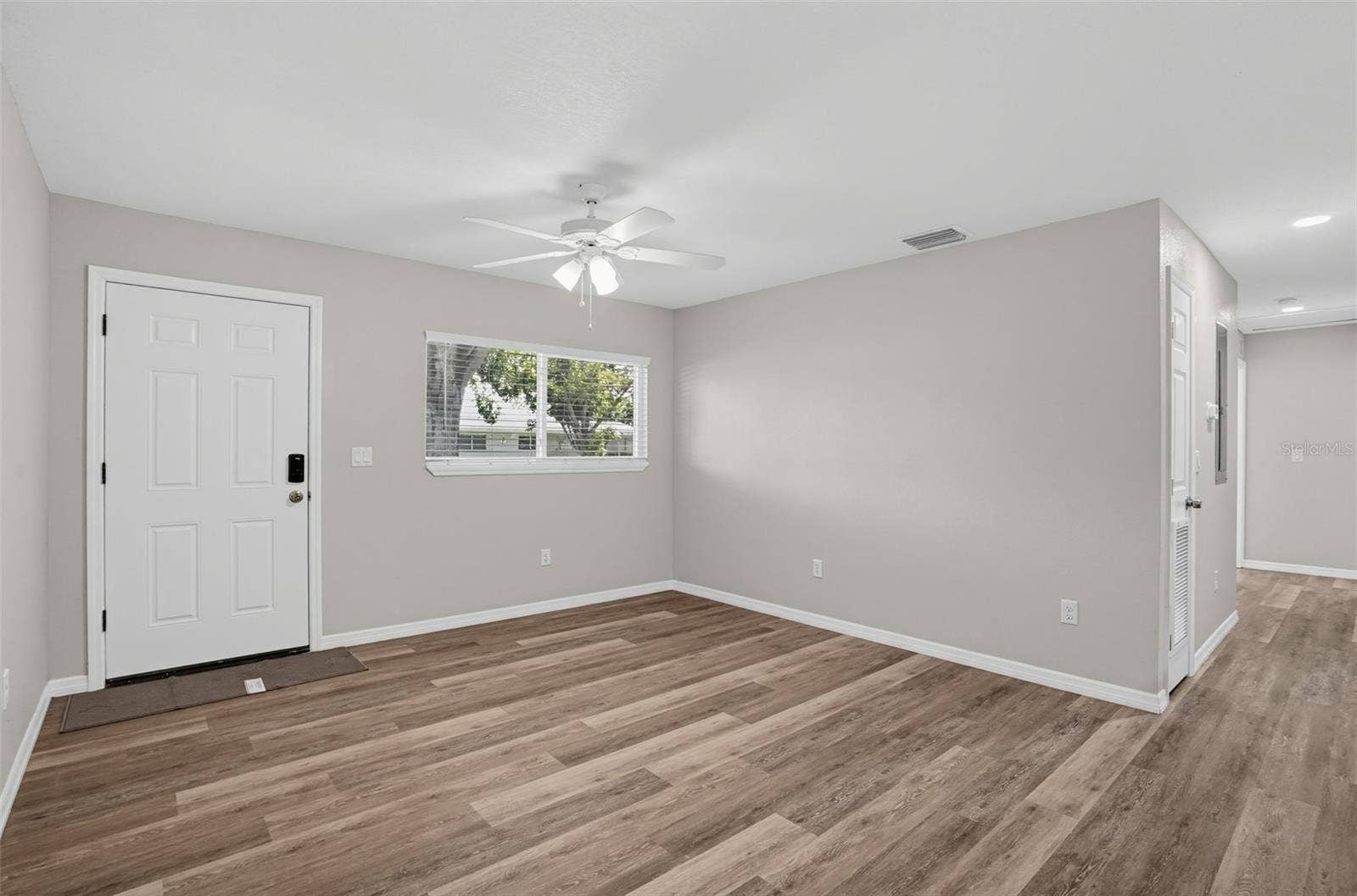 2820 21ST STREET W, Bradenton, FL 34205