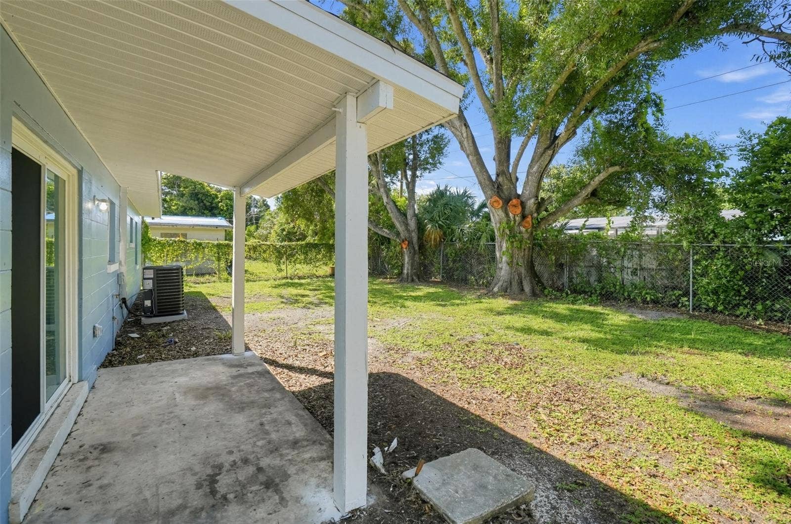 2820 21ST STREET W, Bradenton, FL 34205