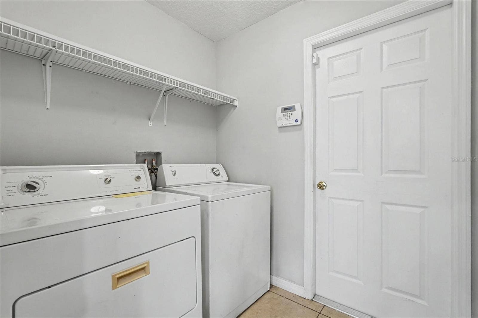 1160 SE TIGER STREET, Palm Bay, FL 32909 1160 SE TIGER STREET, Palm Bay, FL 32909
