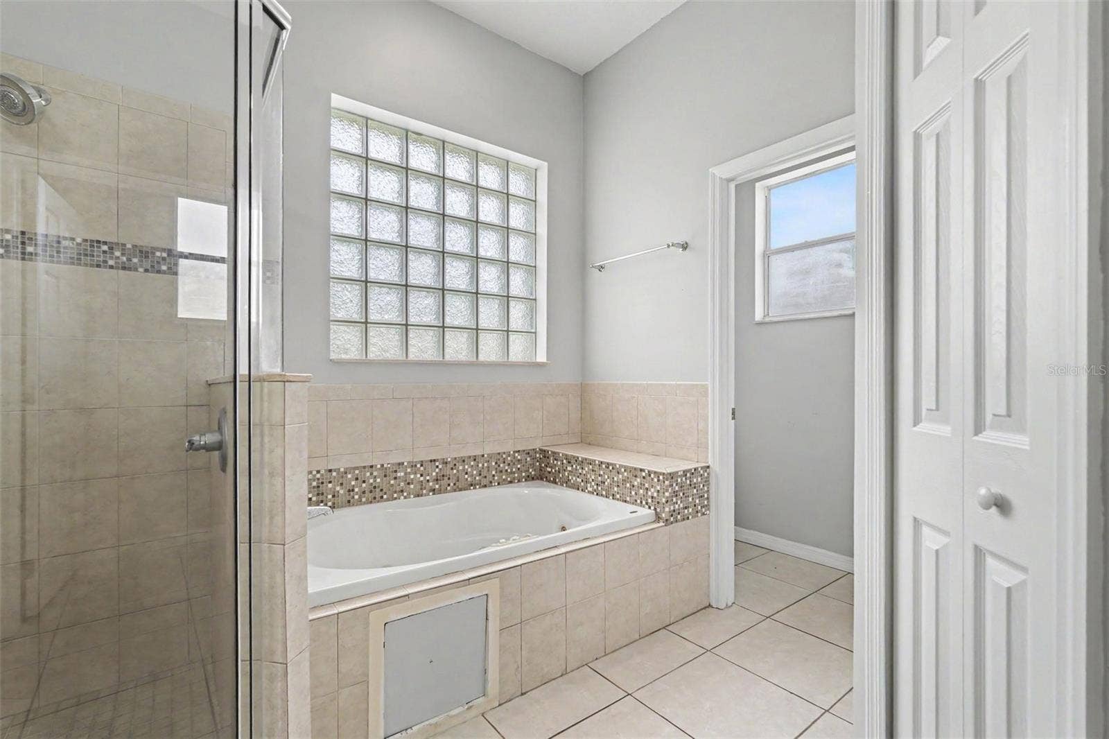1160 SE TIGER STREET, Palm Bay, FL 32909 1160 SE TIGER STREET, Palm Bay, FL 32909