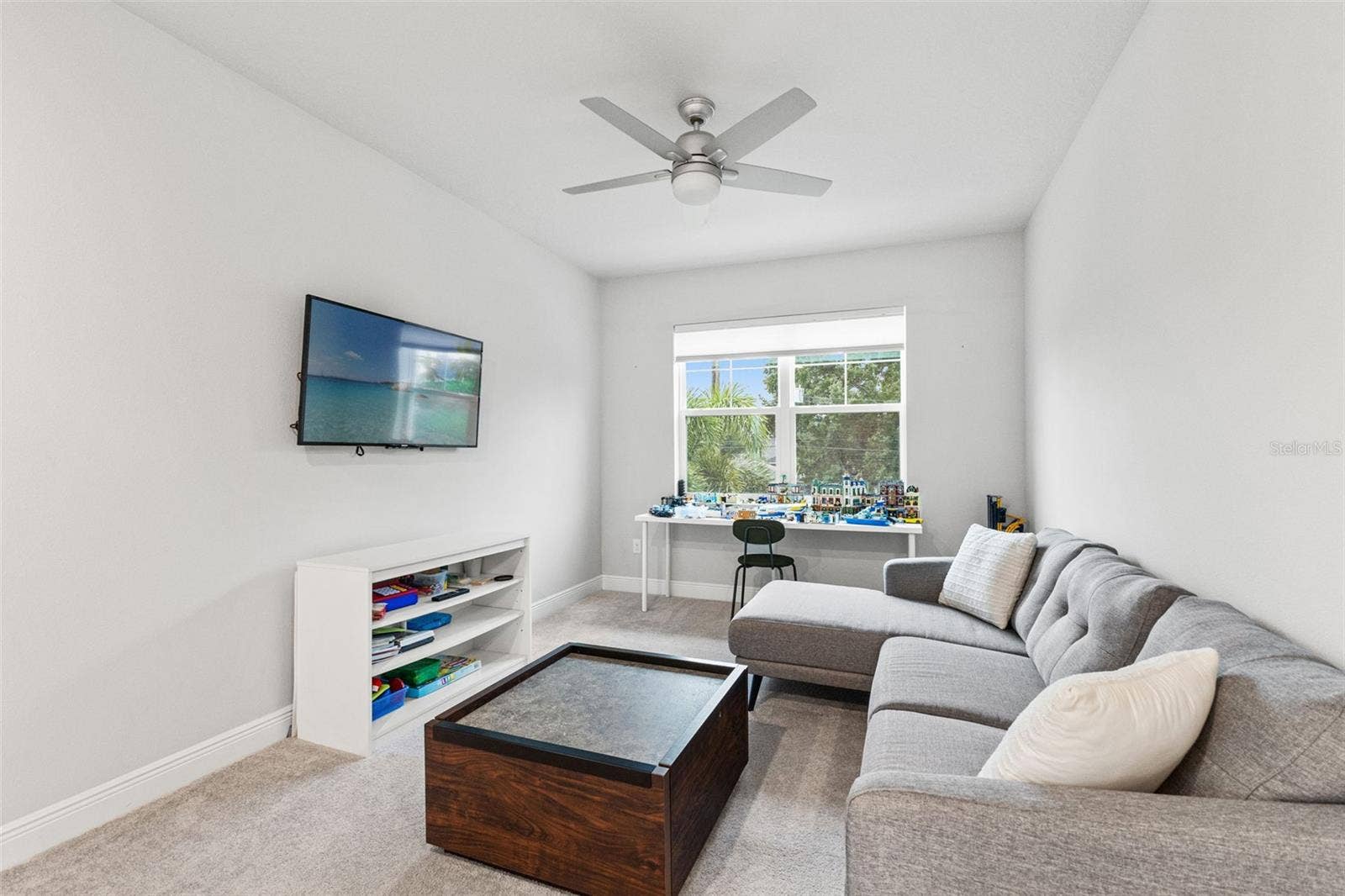 4009 W CARMEN STREET, Tampa, FL 33609 upstairs loft