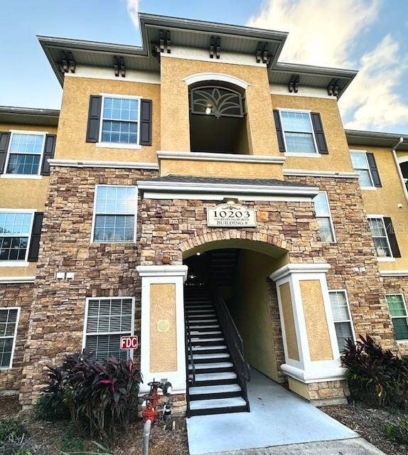 10203 COURTNEY PALMS BOULEVARD, #202, Tampa, FL 33619 10203 COURTNEY PALMS BOULEVARD, #202, Tampa, FL 33619