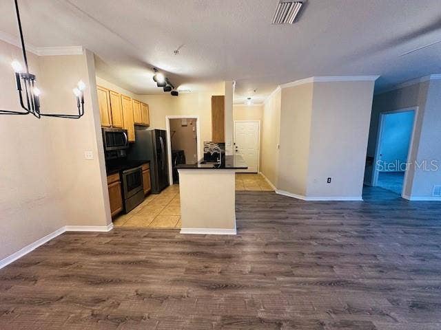 10203 COURTNEY PALMS BOULEVARD, #202, Tampa, FL 33619 10203 COURTNEY PALMS BOULEVARD, #202, Tampa, FL 33619