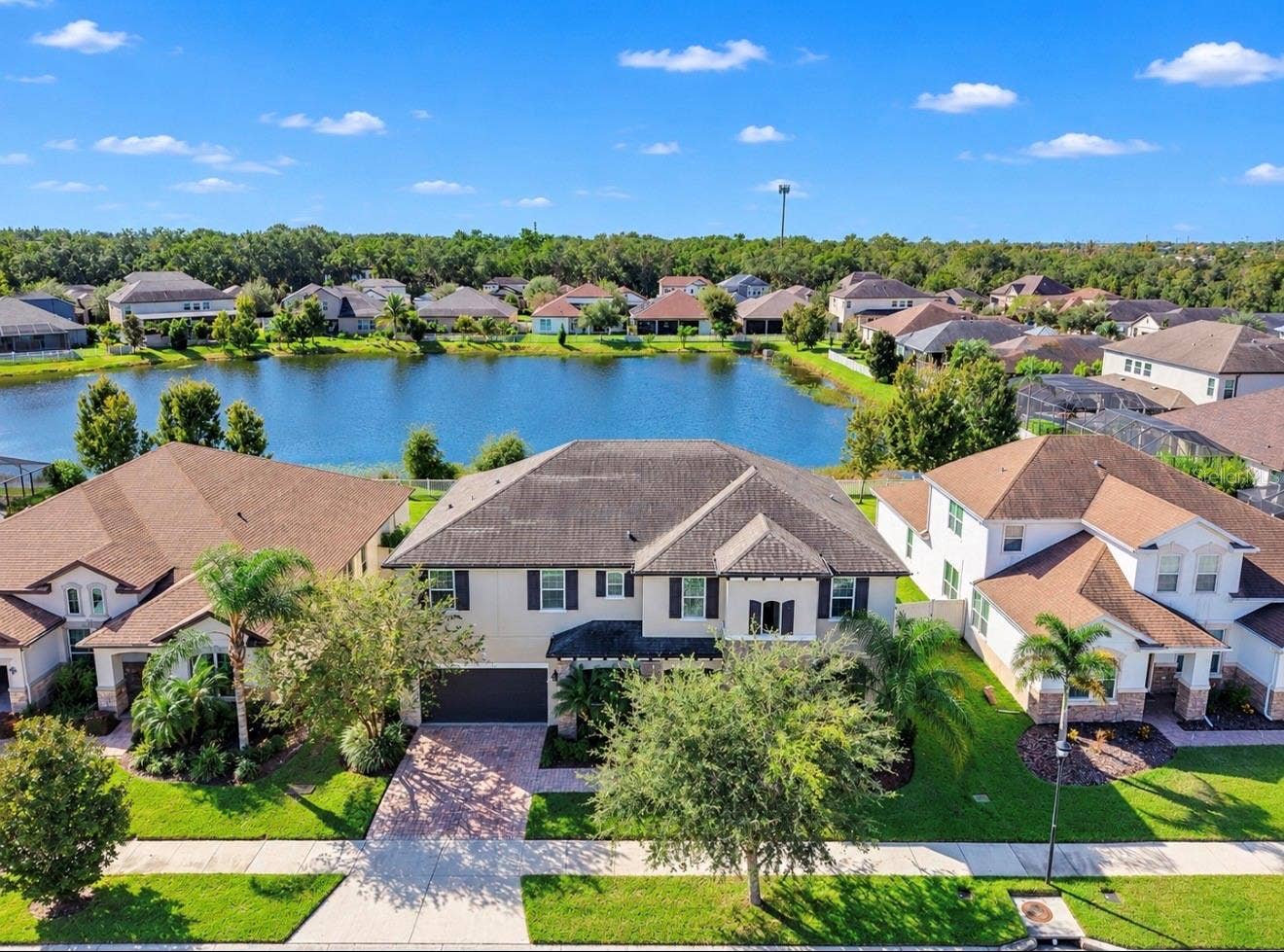 10411 CARDERA DRIVE, Riverview, FL 33578 YOUR DREAM HOME!
