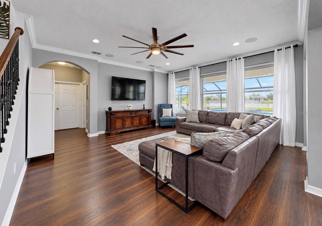 10411 CARDERA DRIVE, Riverview, FL 33578 ENTERTAINERS DREAM