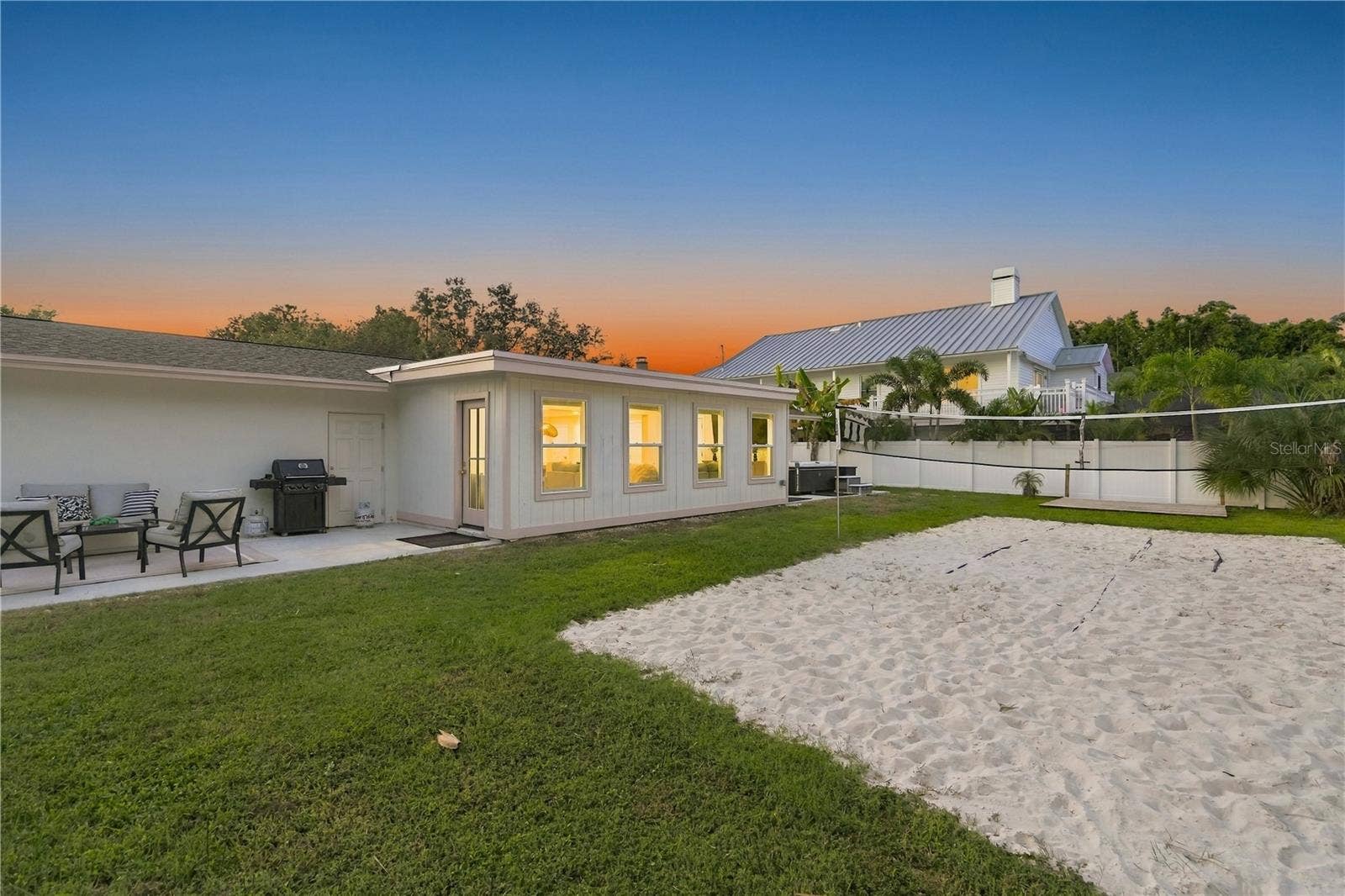 107 PETERSON LANE, Palm Harbor, FL 34683 107 PETERSON LANE, Palm Harbor, FL 34683