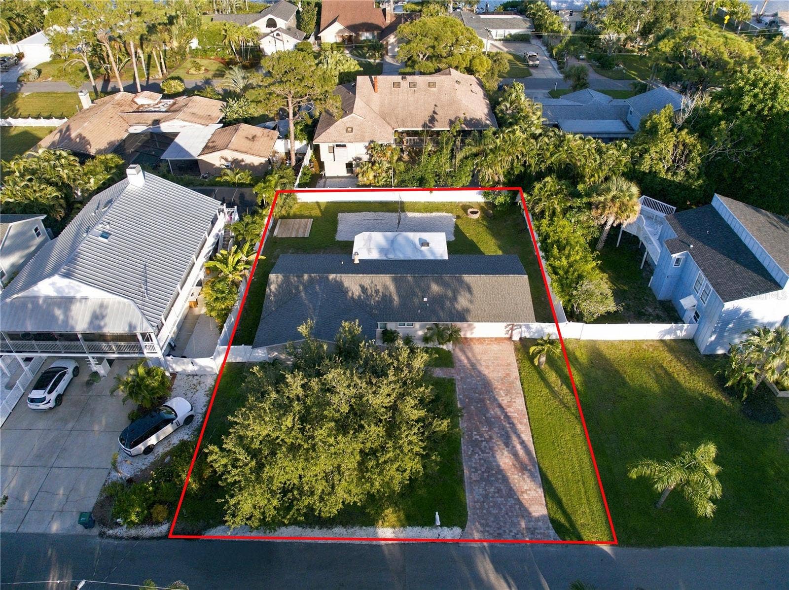107 PETERSON LANE, Palm Harbor, FL 34683 107 PETERSON LANE, Palm Harbor, FL 34683