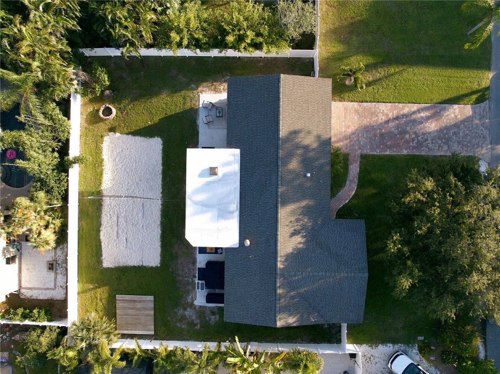 107 PETERSON LANE, Palm Harbor, FL 34683 107 PETERSON LANE, Palm Harbor, FL 34683