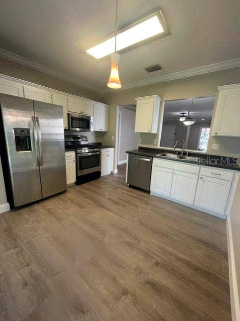 2413 SAGEMONT DRIVE, Brandon, FL 33511 2413 SAGEMONT DRIVE, Brandon, FL 33511