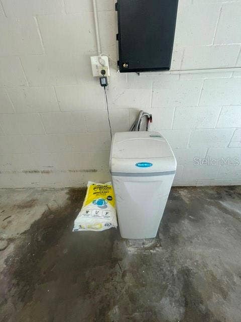 2413 SAGEMONT DRIVE, Brandon, FL 33511 Water Softner