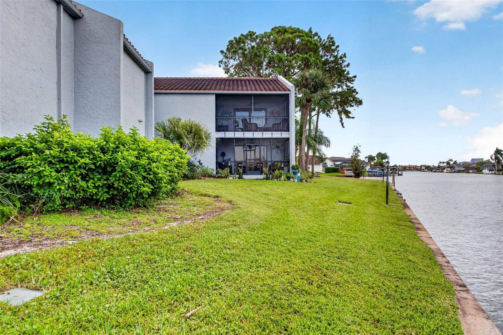 6326 GRAND BAHAMA CIRCLE, #F, Tampa, FL 33615
