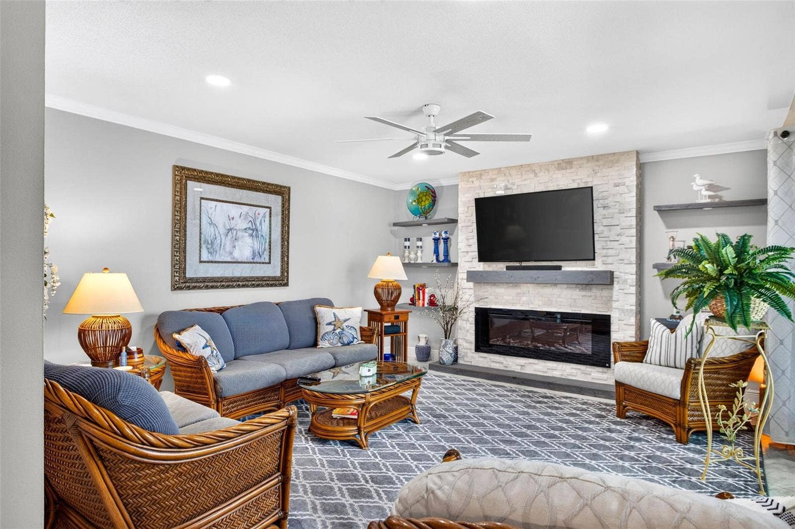 6326 GRAND BAHAMA CIRCLE, #F, Tampa, FL 33615