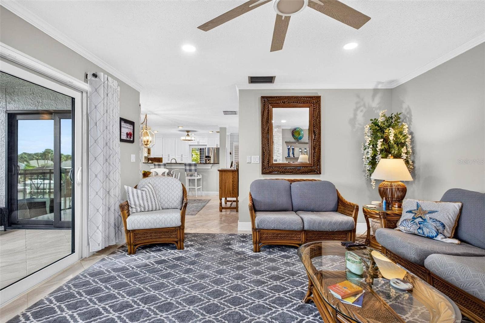 6326 GRAND BAHAMA CIRCLE, #F, Tampa, FL 33615