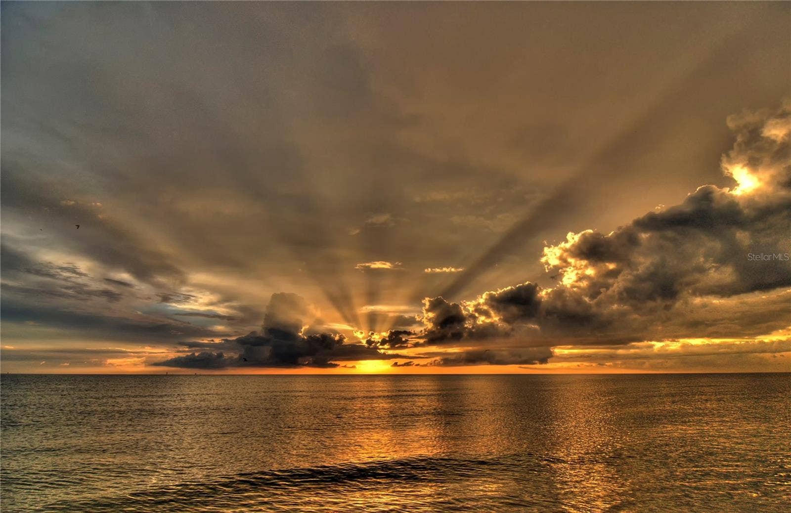 675 S GULFVIEW BOULEVARD, #704, Clearwater, FL 33767 SUNSET at 675 is magnificent nightly!