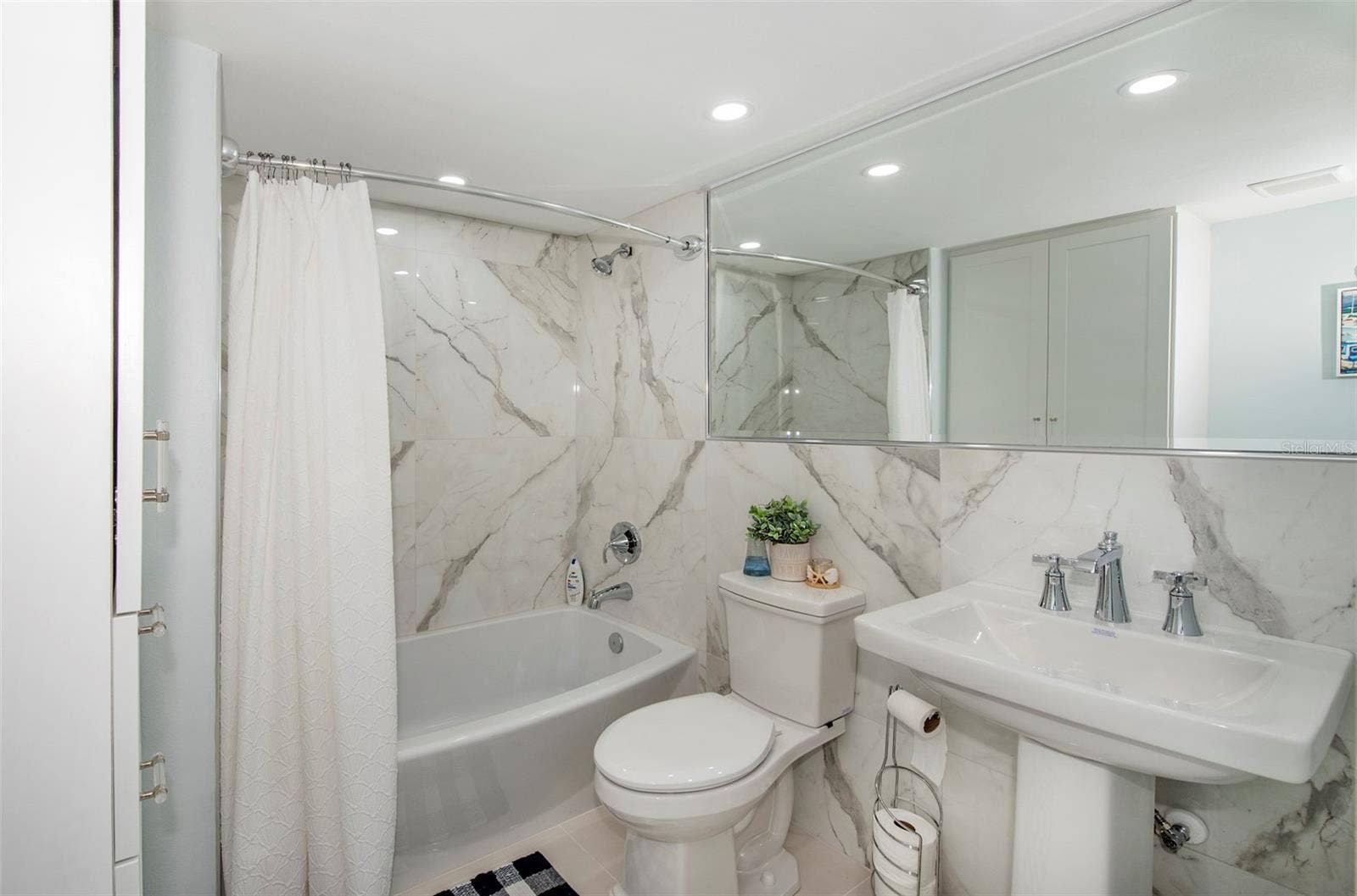 675 S GULFVIEW BOULEVARD, #704, Clearwater, FL 33767 Bathroom II