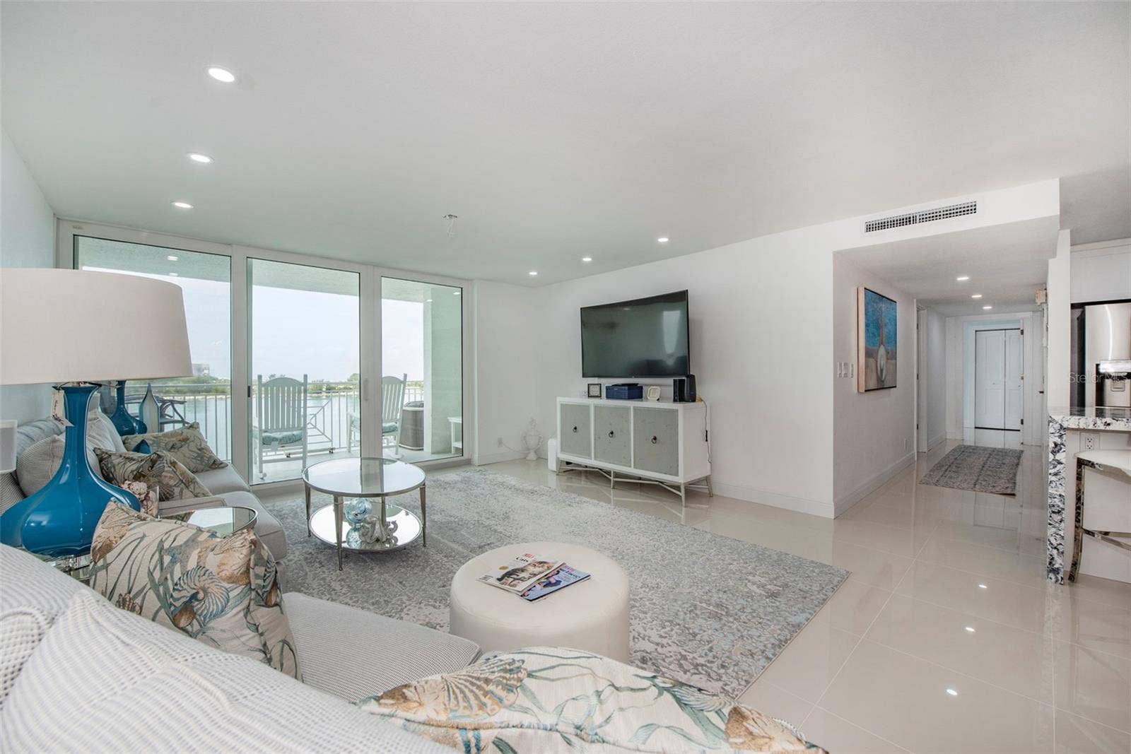 675 S GULFVIEW BOULEVARD, #704, Clearwater, FL 33767 675 S GULFVIEW BOULEVARD, #704, Clearwater, FL 33767