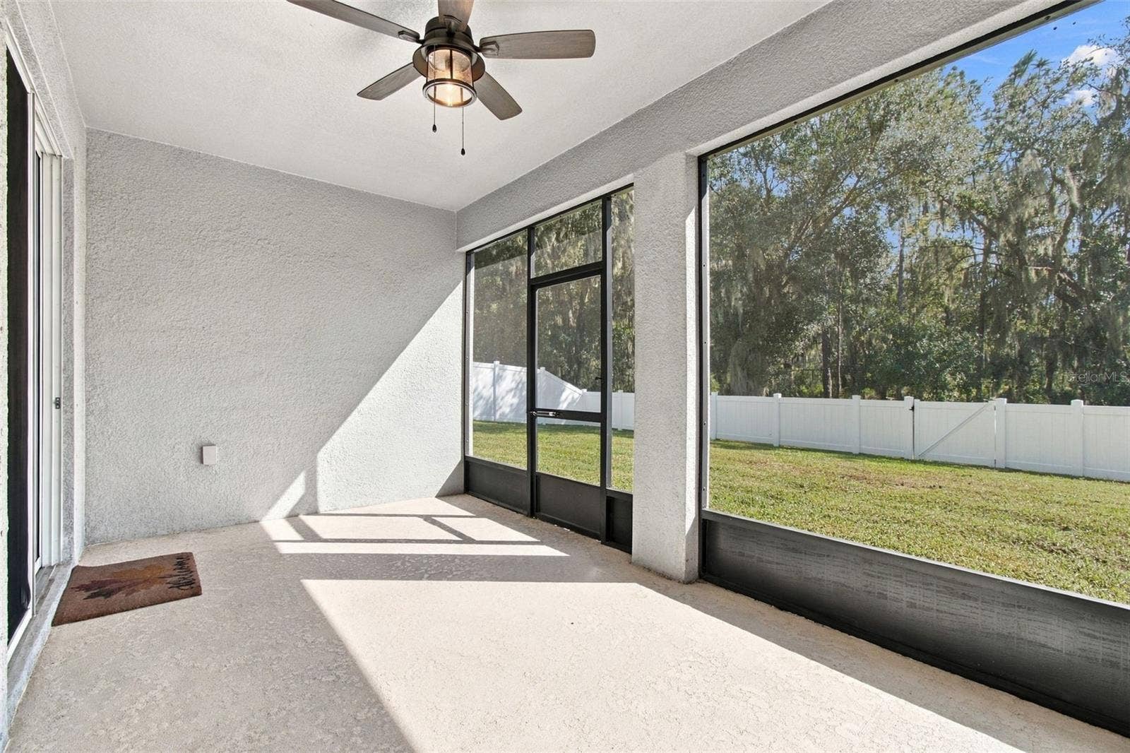 12417 BRICK COBBLESTONE DRIVE, Riverview, FL 33579 Screened-in Patio with ceiling fan
