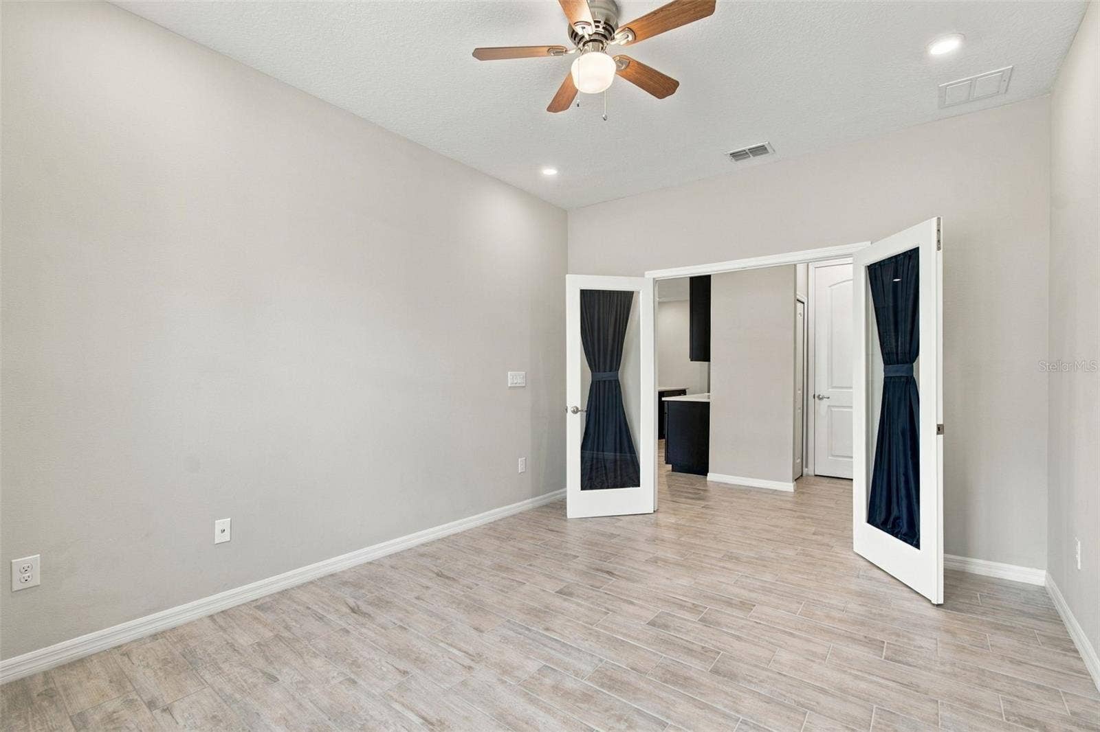 12417 BRICK COBBLESTONE DRIVE, Riverview, FL 33579 Office with ceiling fan