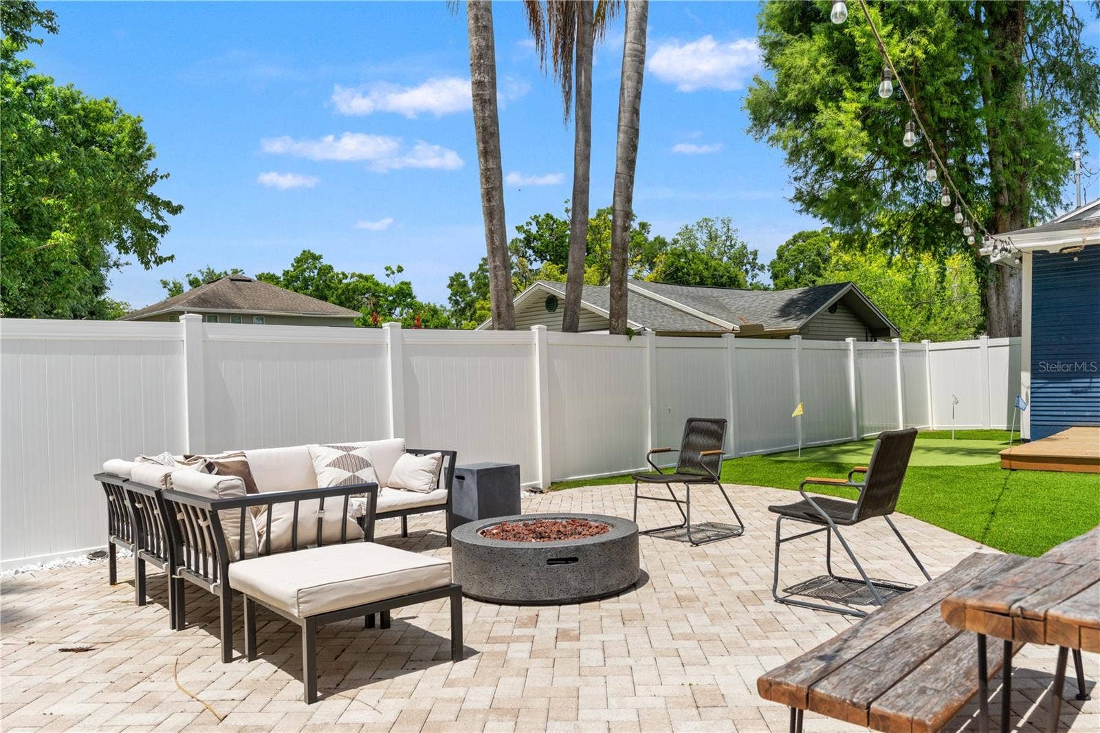 324 W HAYA STREET, Tampa, FL 33603 Backyard with fire pit & turf