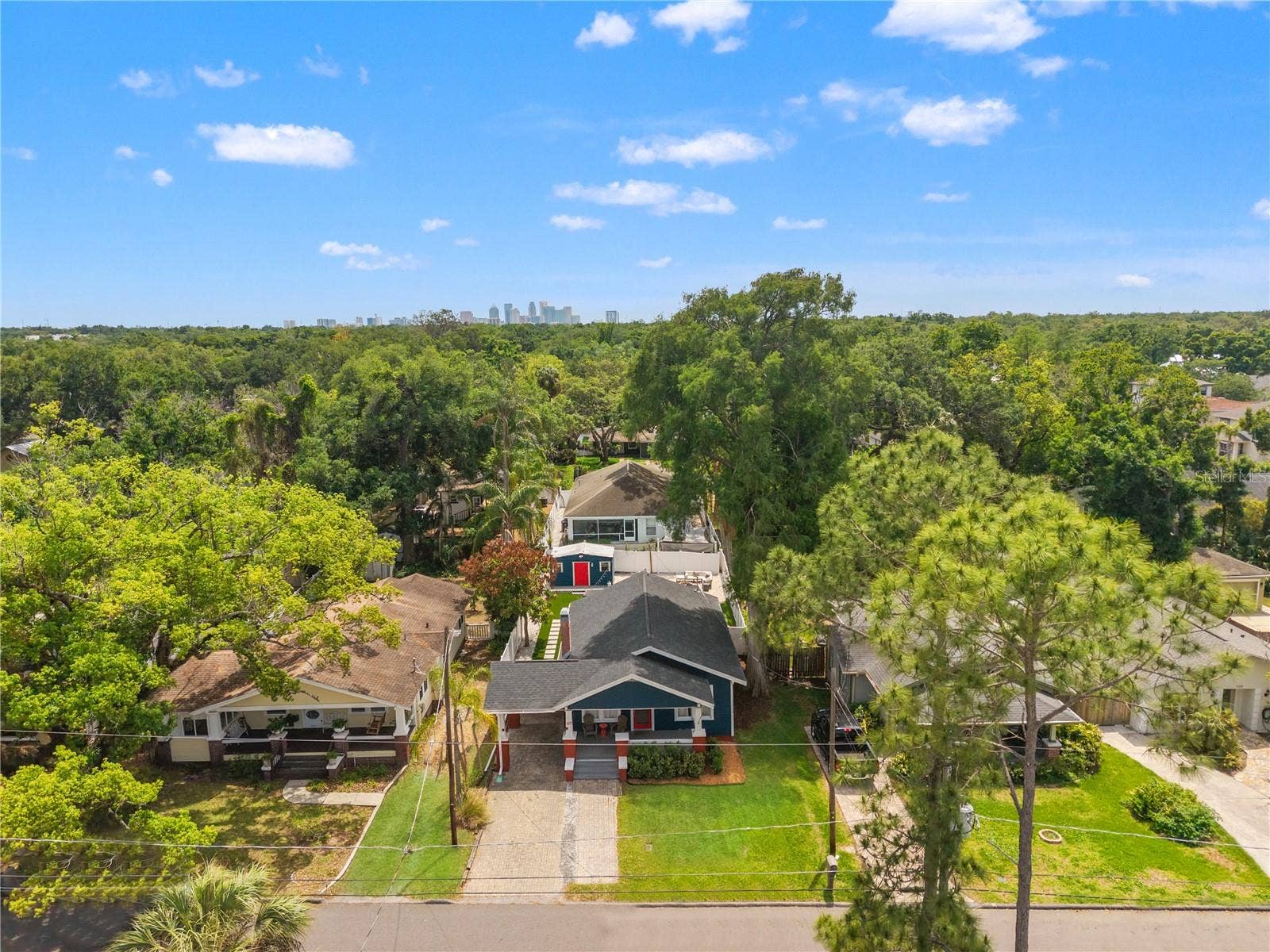 324 W HAYA STREET, Tampa, FL 33603 324 W HAYA STREET, Tampa, FL 33603