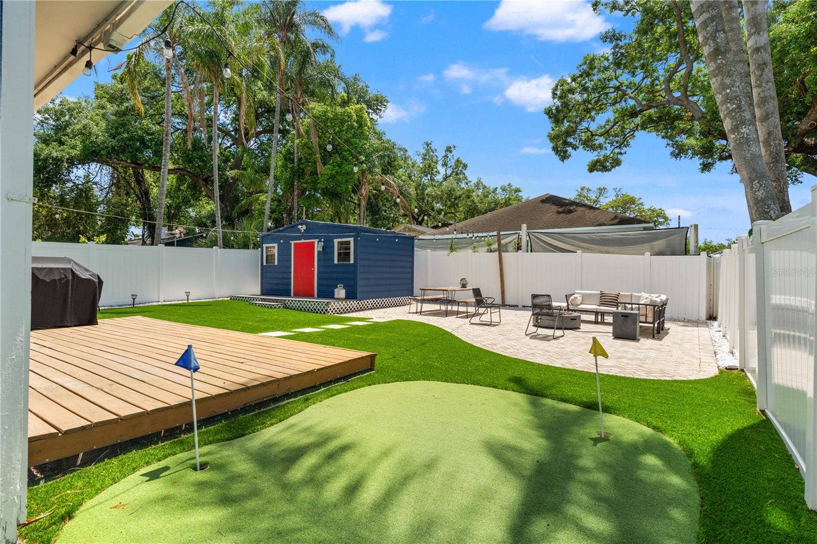 324 W HAYA STREET, Tampa, FL 33603 Putting Green