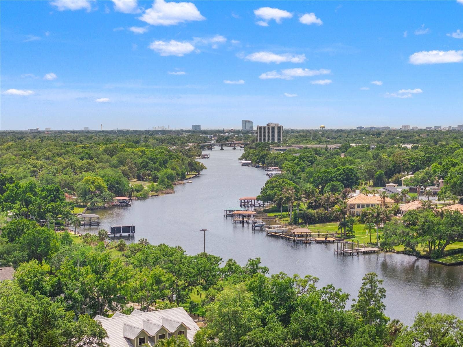 324 W HAYA STREET, Tampa, FL 33603 Near Rivercrest Park